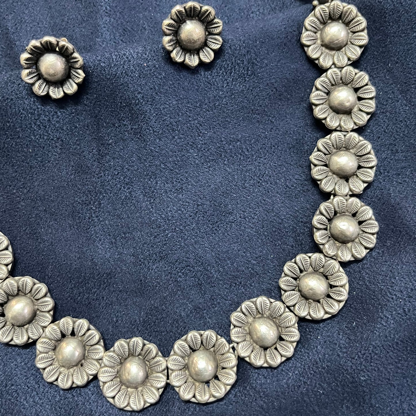 Floral Oxidized 92.5 Sterling Silver Jewelry Set